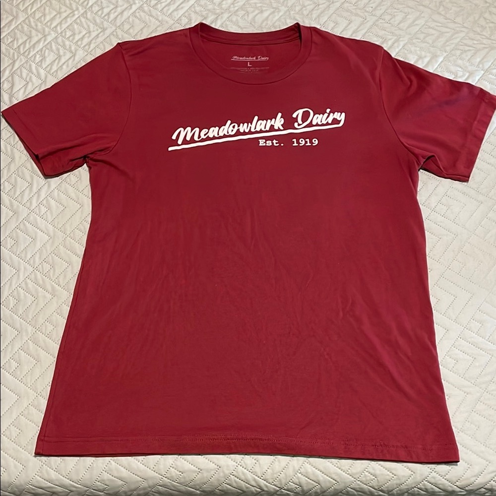 MEADOWLARK Dairy Red Short Sleeve Tee